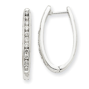 14k White Gold Diamond Oval Hoop Earrings