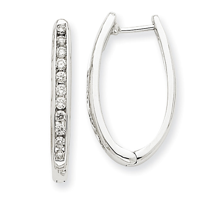 14k White Gold Diamond Oval Hoop Earrings