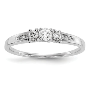 14k White Gold Diamond Ring