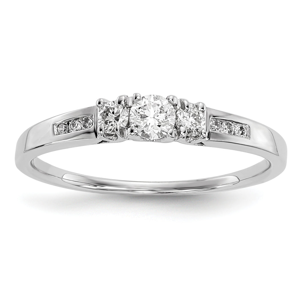 14k White Gold Diamond Ring